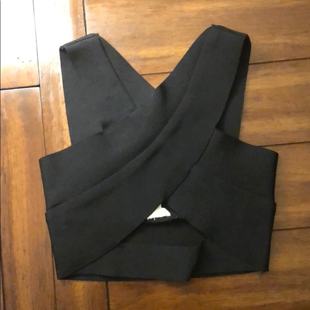 Silence + Noise Bodycom Crop size small